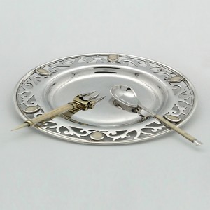 Assiette et couvert  « Pompéi » argent