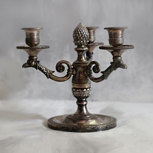 Orfèvre restaurateur de chandelier