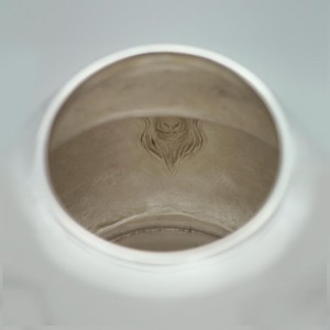 Vase chinois ciselet martelé bélier métal argenté