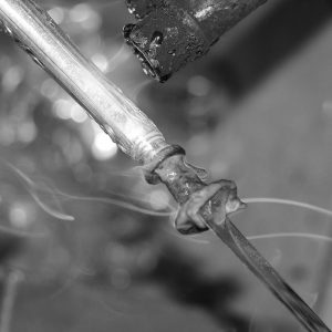 Montage de manche de couteaux Camille Ofèvre Paris
